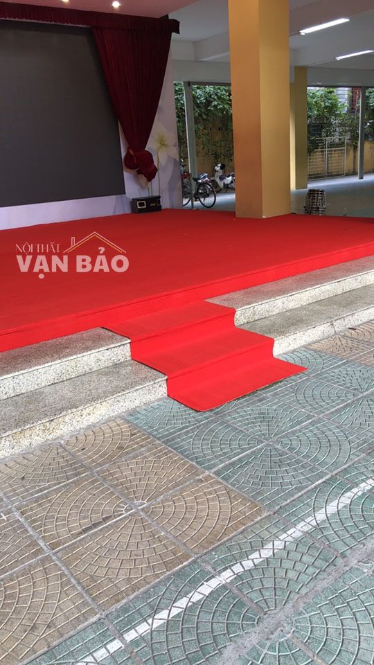 Tham van phong dang cuon mau do co 6