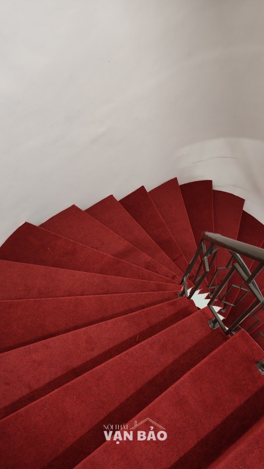 Thảm đỏ trải sàn giá rẻ tham cau thang mau do 2