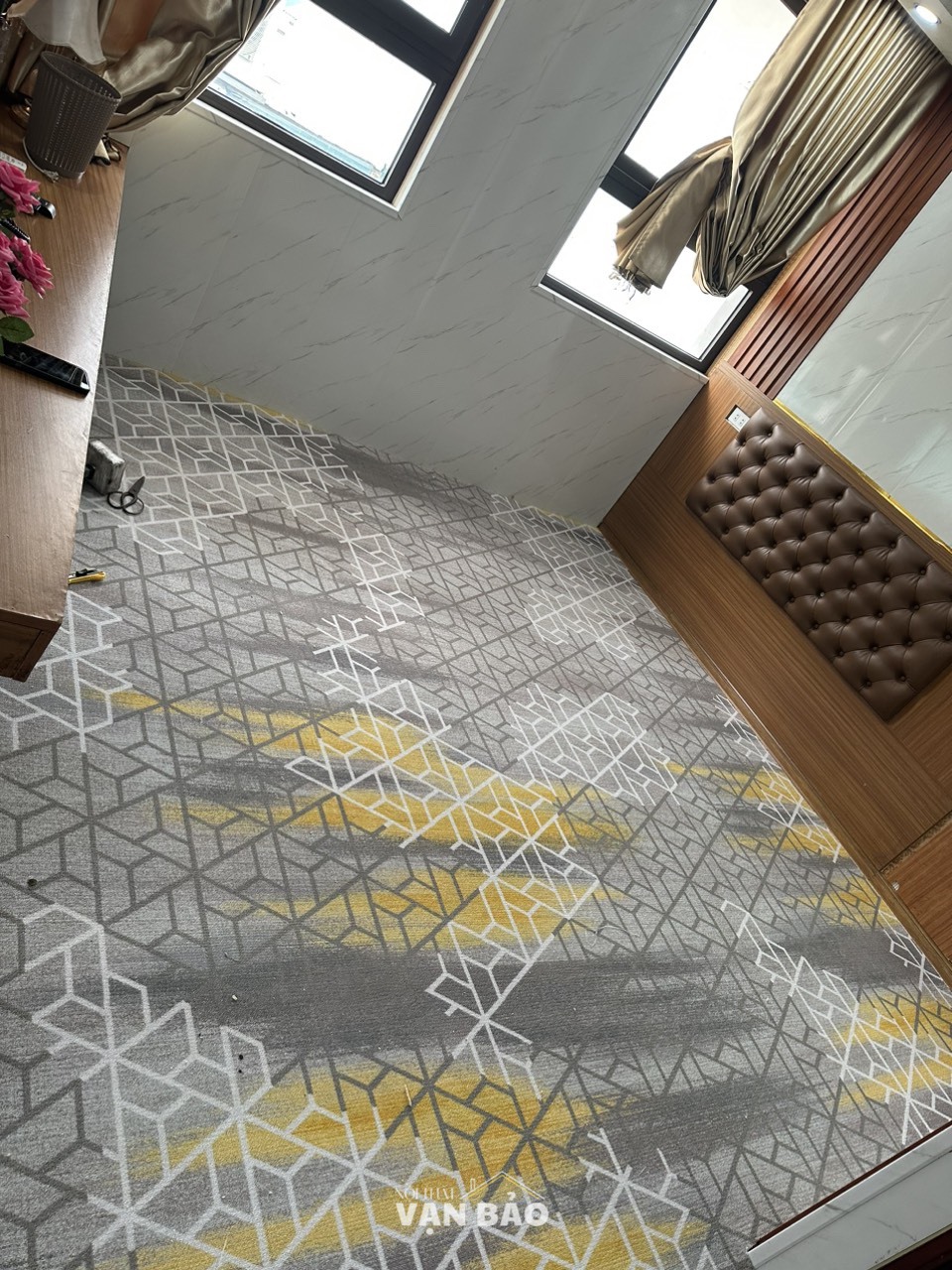 Tham trai san nha nghi khach san 8