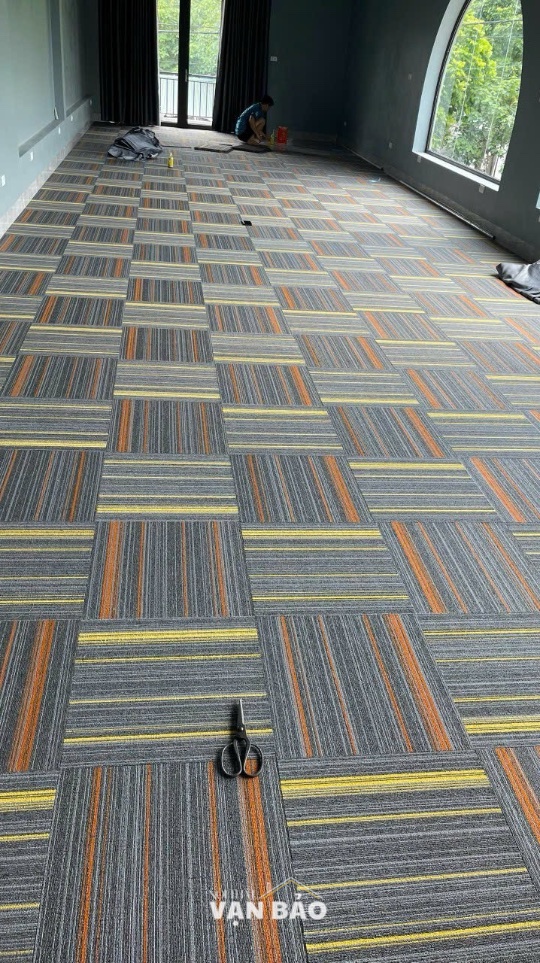 tham trai san van phong color 8